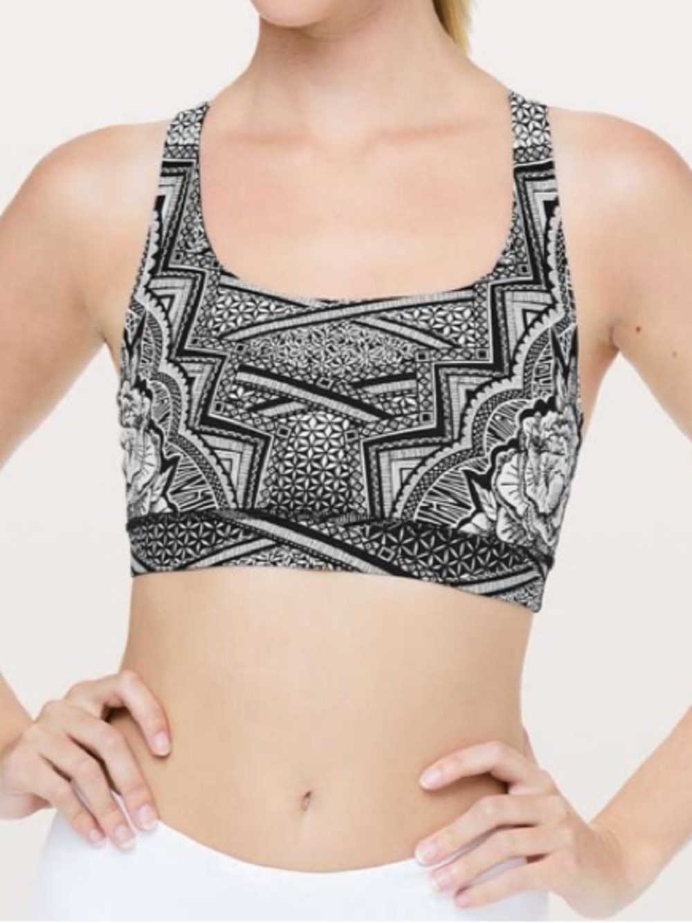LULULEMON Energy Bra Size 6